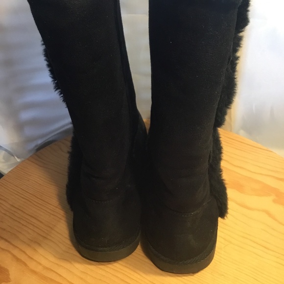 Airwalk Black Toggle Boots • Size 7 - Picture 5 of 7